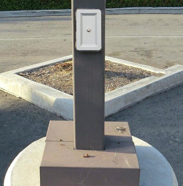 Rectangle Hand Hole Cover for Light Poles 3" x 5" (Part # 88-00001)